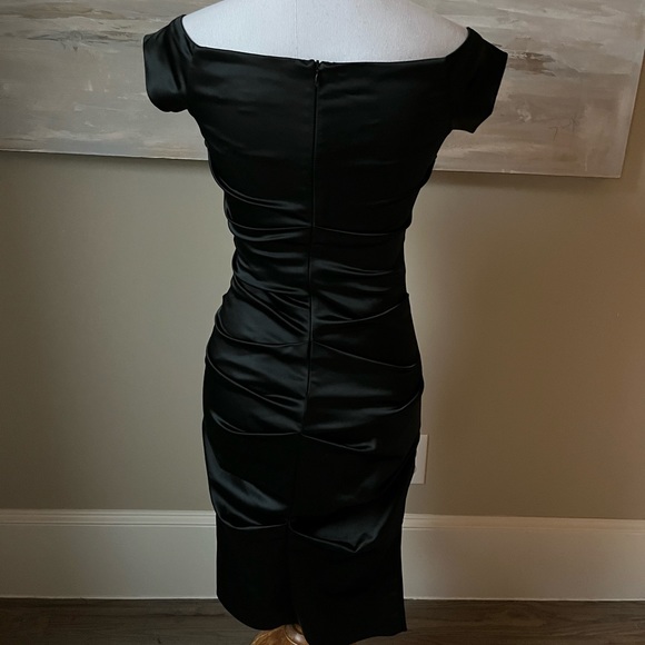 Nicole Miller Collection sexy black satin ruched pencil dress - Picture 5 of 12